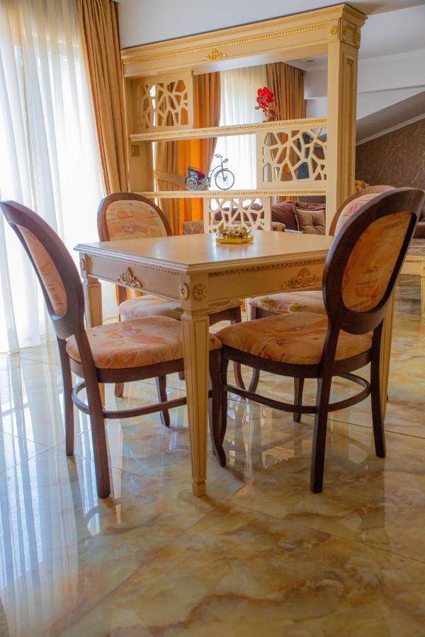 Luxury Apartment Rich 2 Velingrad Buitenkant foto
